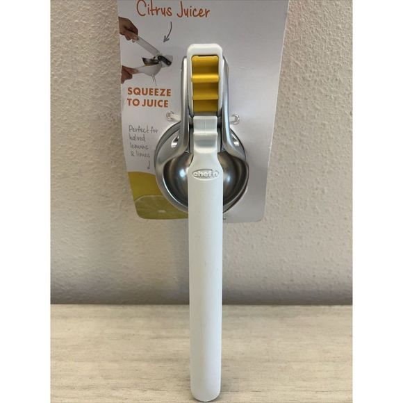 Chefn FreshForce Citrus Juicer, 10.25in L White - Picture 3 of 7